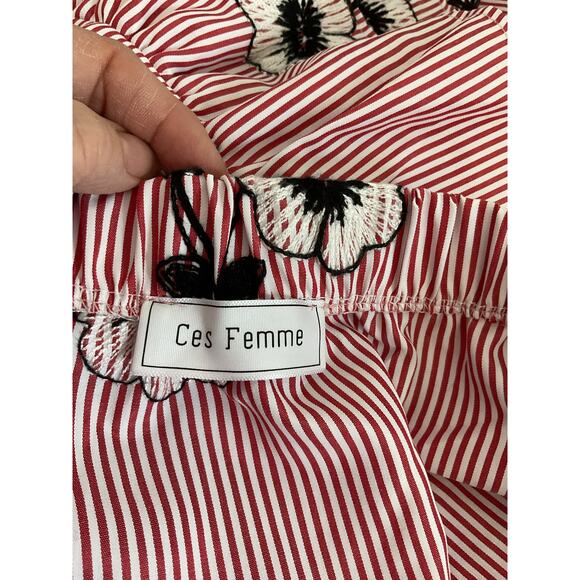 NWOT Ces Femme Size S Off The Shoulder Dress Pinstriped Floral - Picture 4 of 16